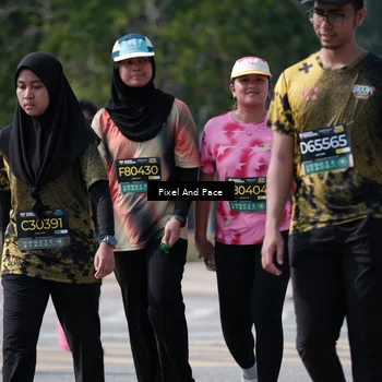 Runner Photo 6804360