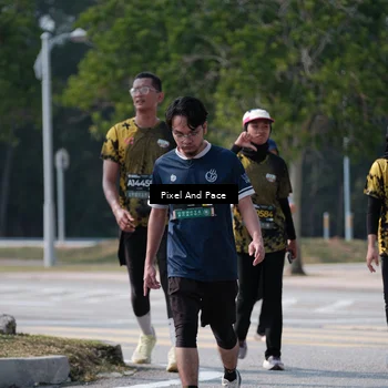 Runner Photo 6804399