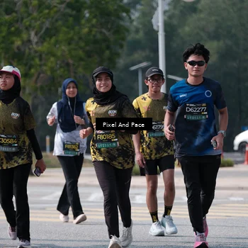 Runner Photo 6804416