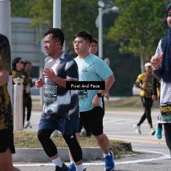 Runner Photo 6804460