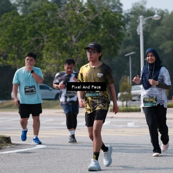 Runner Photo 6804463