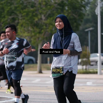 Runner Photo 6804468