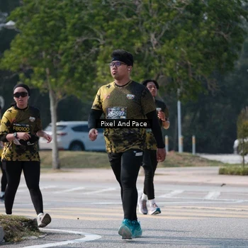 Runner Photo 6804498