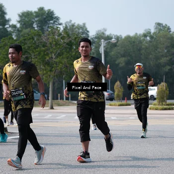 Runner Photo 6804506