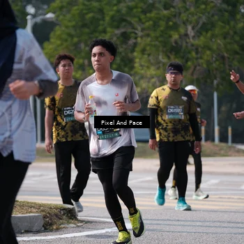 Runner Photo 6804507