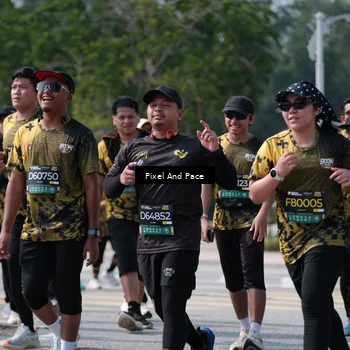 Runner Photo 6804572