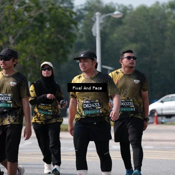 Runner Photo 6804576