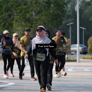 Runner Photo 6804623