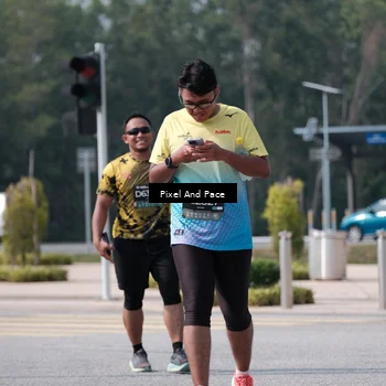 Runner Photo 6804676