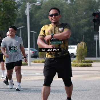 Runner Photo 6804703