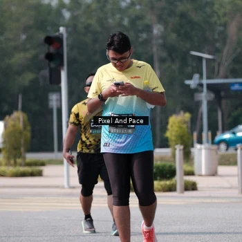 Runner Photo 6804713