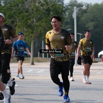 Runner Photo 6804789