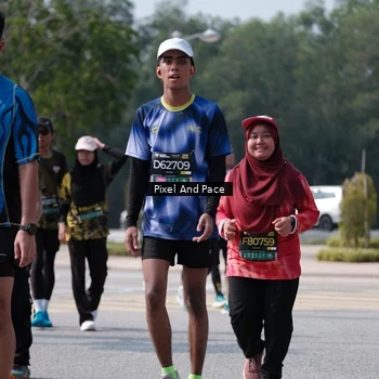 Runner Photo 6804855