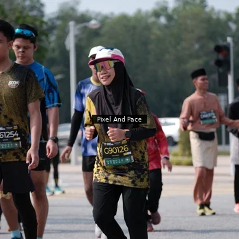 Runner Photo 6804858
