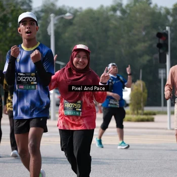 Runner Photo 6804859