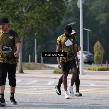 Runner Photo 6804984