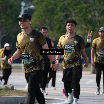Runner Photo 6805121