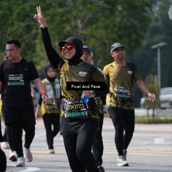Runner Photo 6805141