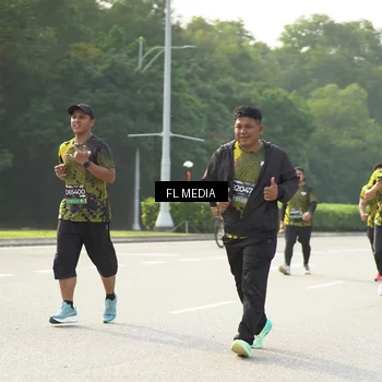 Runner Photo 6805360