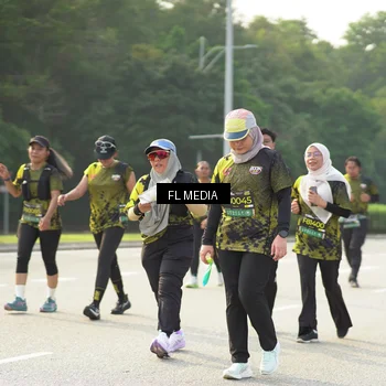Runner Photo 6805437