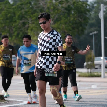Runner Photo 6805439