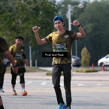 Runner Photo 6805471
