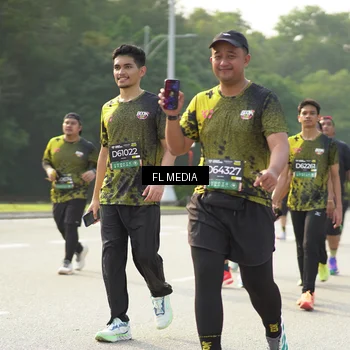 Runner Photo 6805490