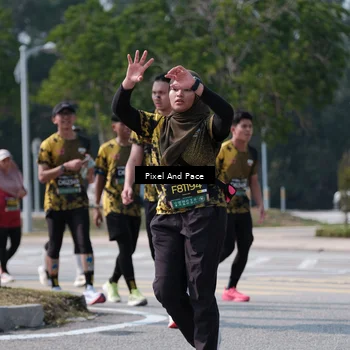 Runner Photo 6805509