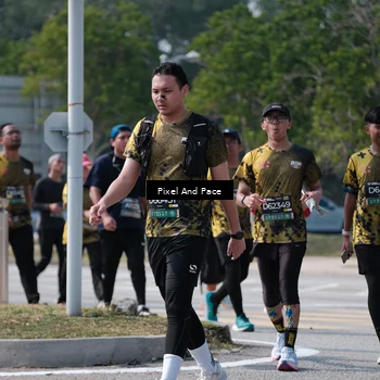 Runner Photo 6805536