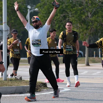 Runner Photo 6805543
