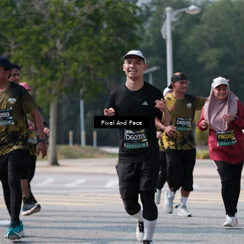 Runner Photo 6805557