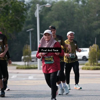 Runner Photo 6805560