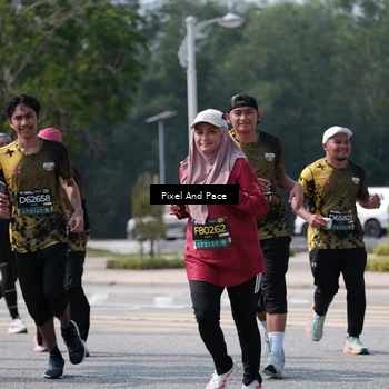 Runner Photo 6805567