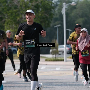 Runner Photo 6805578