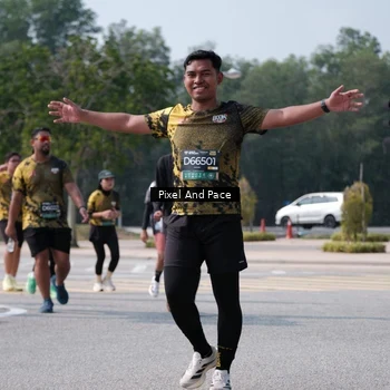 Runner Photo 6805618