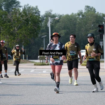Runner Photo 6805630