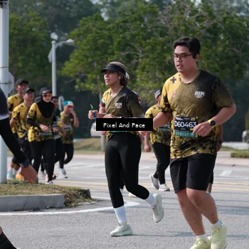Runner Photo 6805665