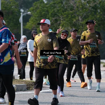 Runner Photo 6805670