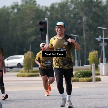 Runner Photo 6805693