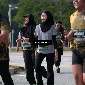 Runner Photo 6805695