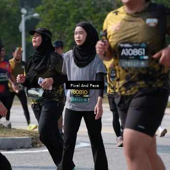 Runner Photo 6805699
