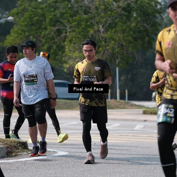 Runner Photo 6805712