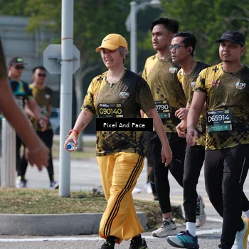 Runner Photo 6805715