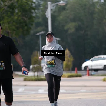 Runner Photo 6805729