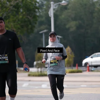 Runner Photo 6805734