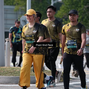 Runner Photo 6805748