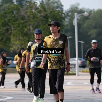Runner Photo 6805751