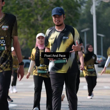 Runner Photo 6805753