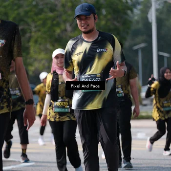 Runner Photo 6805755