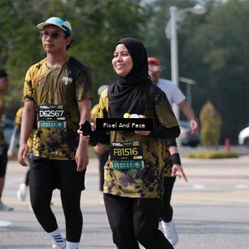 Runner Photo 6805771